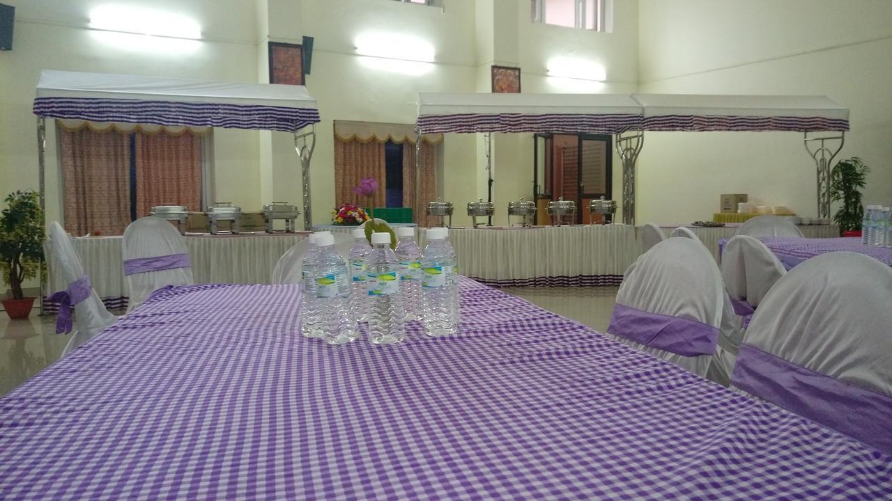 Sree Gokulam Sabari 호텔 Chavakkad 외부 사진